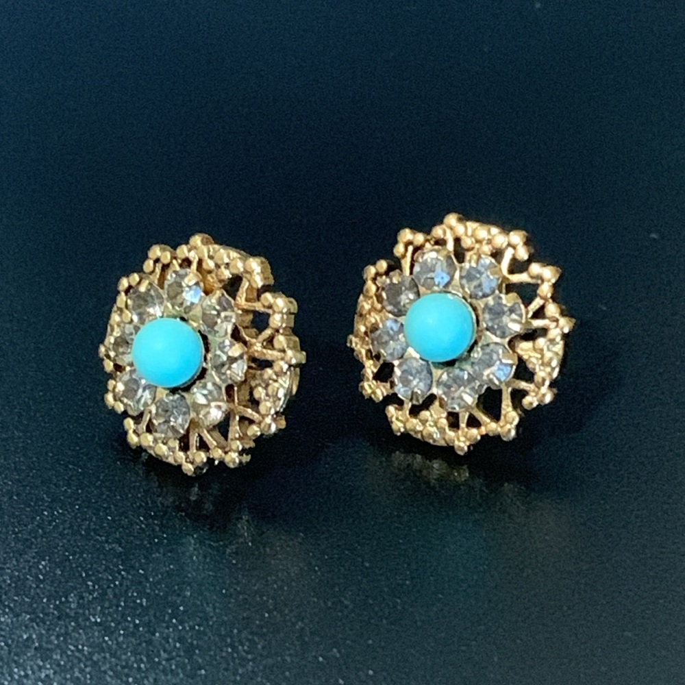 Persian Stud Earrings  Turquoise Bead Halo of Clear Rhinestones - Picture 5 of 5